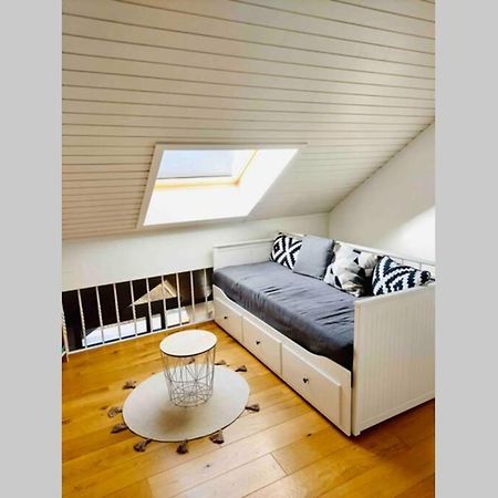 Charmant Et Lumineux Appartement Duplex A Шарме Екстериор снимка